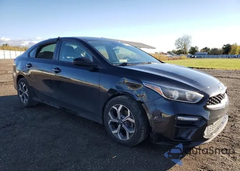 2020 Kia Forte Fe из США, поврежденный, VIN 3KPF24AD9LE150987